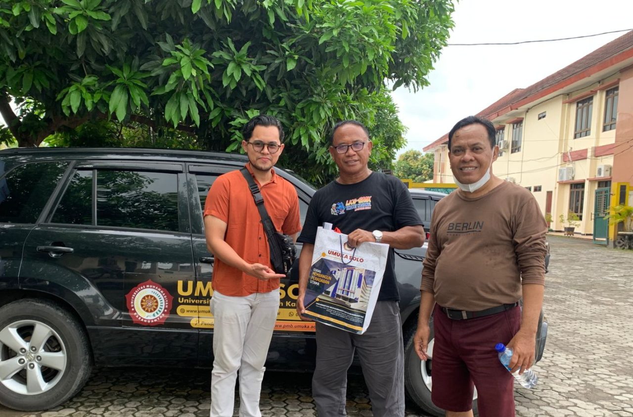 Universitas Muhammadiyah Karanganyar Lepas Tim Sosialisasi Penerimaan Mahasiswa Baru